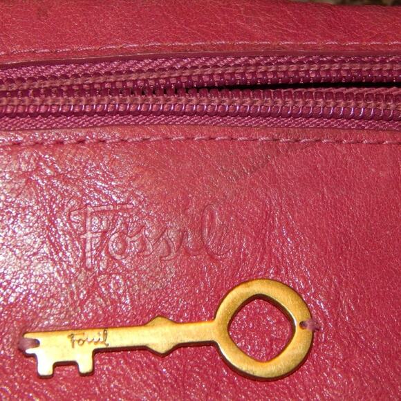 Rare Vintage Soft Red Leather "Long Live Vintage" Imprinted Fossil Wallet - Picture 6 of 12